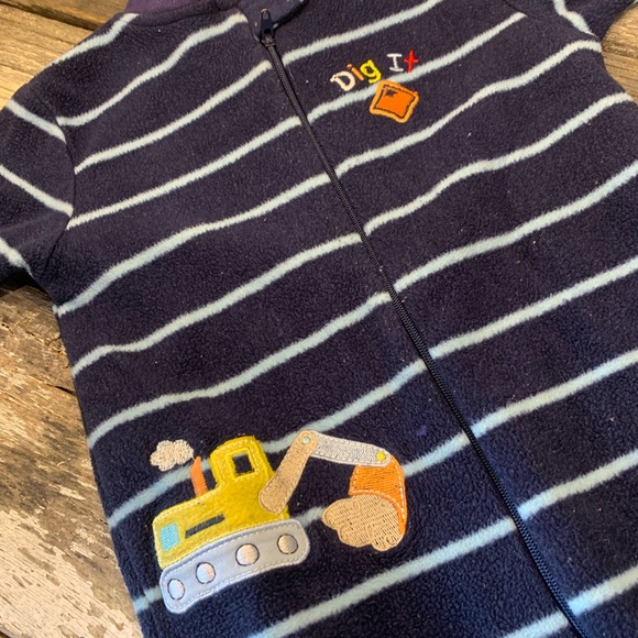 Snugabye | Convert-A-Foot Fleece Sleeper 12M - Picture 2 of 4